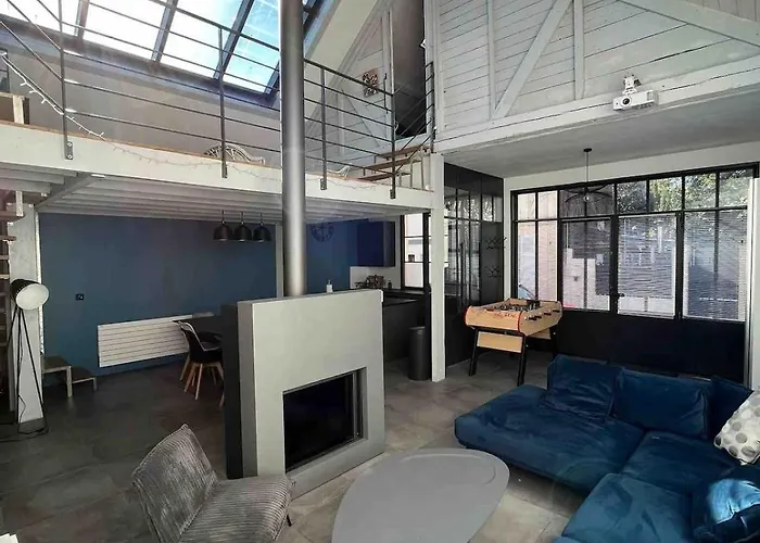 Restored Loft In Trouville